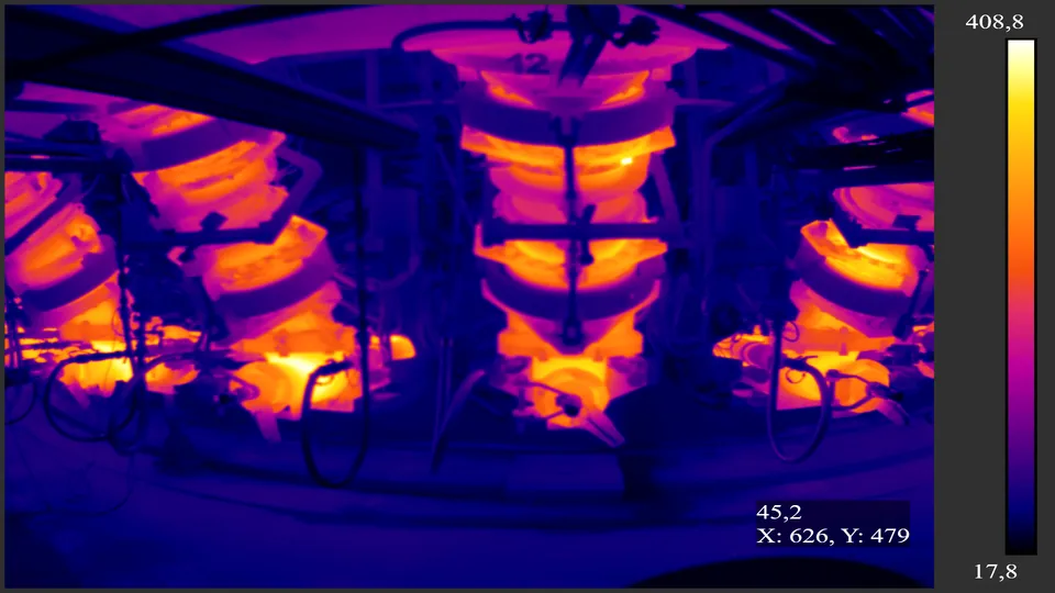 Thermal camera view — used in combination with tuyere camera